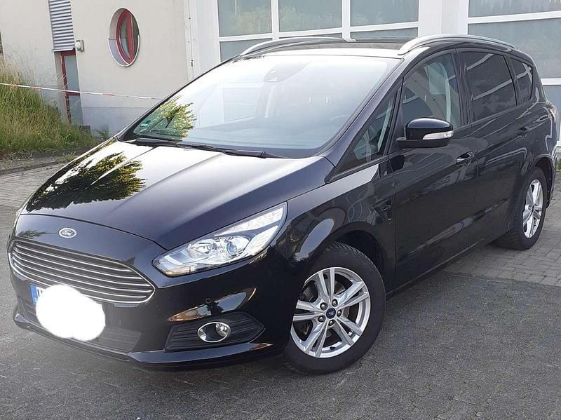 Schwarz Gebraucht 2019 Ford Galaxy Business Edition Van / Kleinbus | 18.000 € (Superpreis) - Bild 1/4