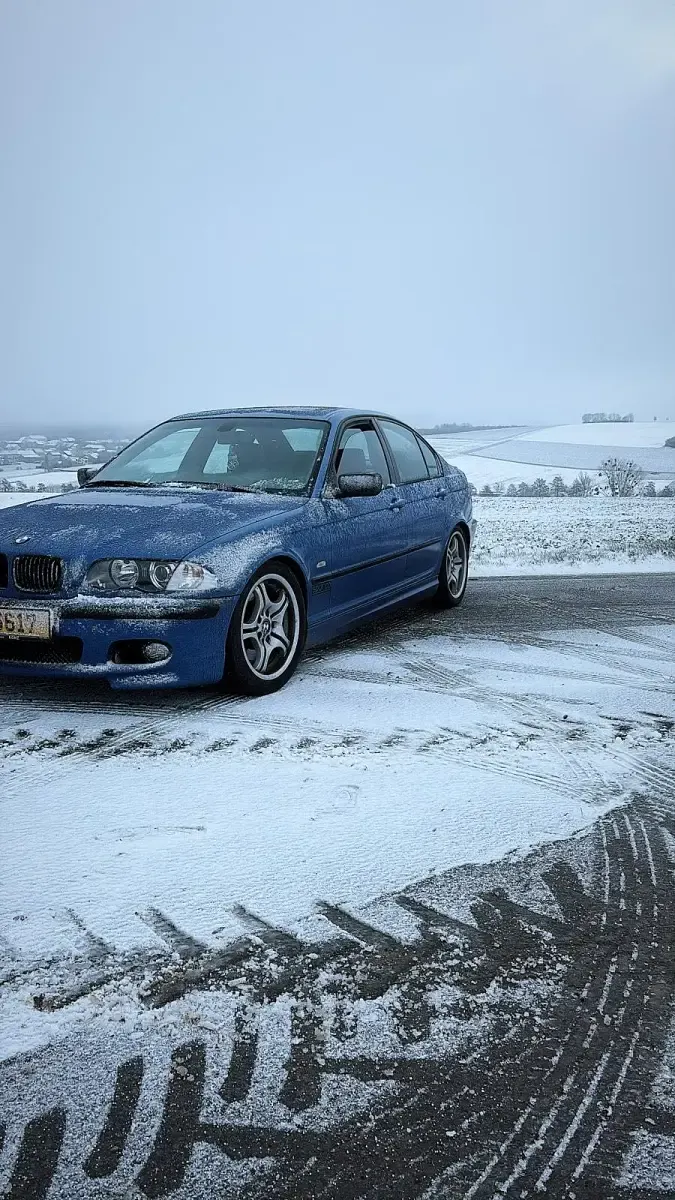 Gebraucht BMW 330 247 PS (181 kW) 2000 Blau Limousine