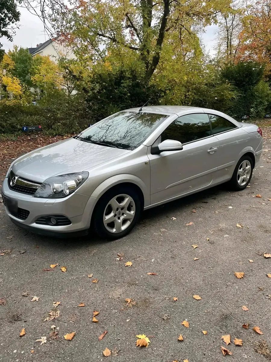 Gebraucht Opel Astra 140 PS (102 kW) 2006 Schwarz Cabrio