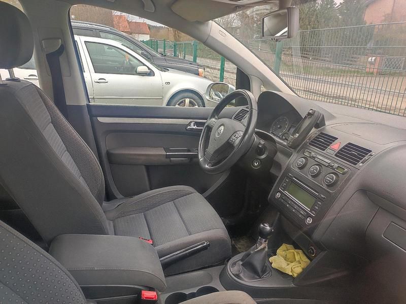 Gebraucht VW Touran 116 PS (85 kW) 2004 Silber Van / Kleinbus