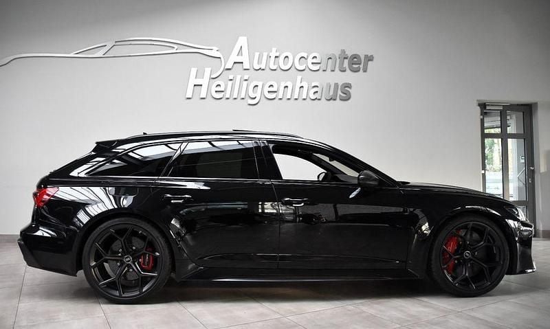 Schwarz Gebraucht 2024 Audi RS6 Performance Kombi | 138.680 € - Bild 1/4