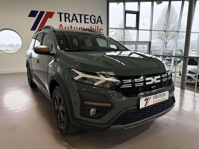 Safarigrãœngrau Gebraucht 2025 Dacia Jogger Extreme Van / Kleinbus | 24.390 € (Fairer Preis) - Bild 1/4