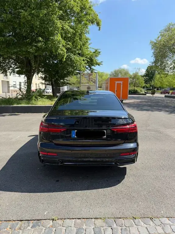Używany Audi A6 Sport 231 KM (169 kW) 2019 Czarny Sedan/Limuzyna