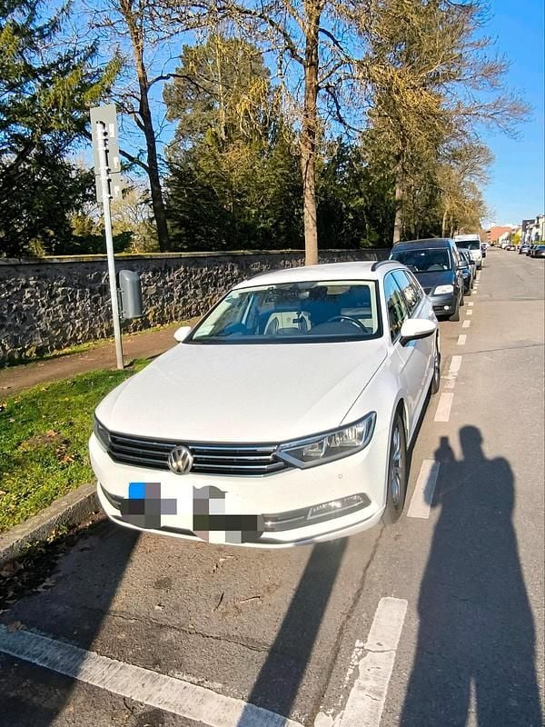 Gebraucht VW Passat 150 PS (110 kW) 2017 Weiß Kombi