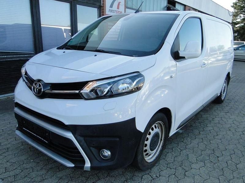 Gebraucht Toyota Proace 116 PS (85 kW) 2018 Weiß Van / Kleinbus