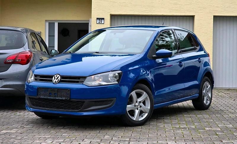 Blau Gebraucht 2010 VW Polo Kleinwagen | 4.500 € (Guter Preis) - Bild 1/4