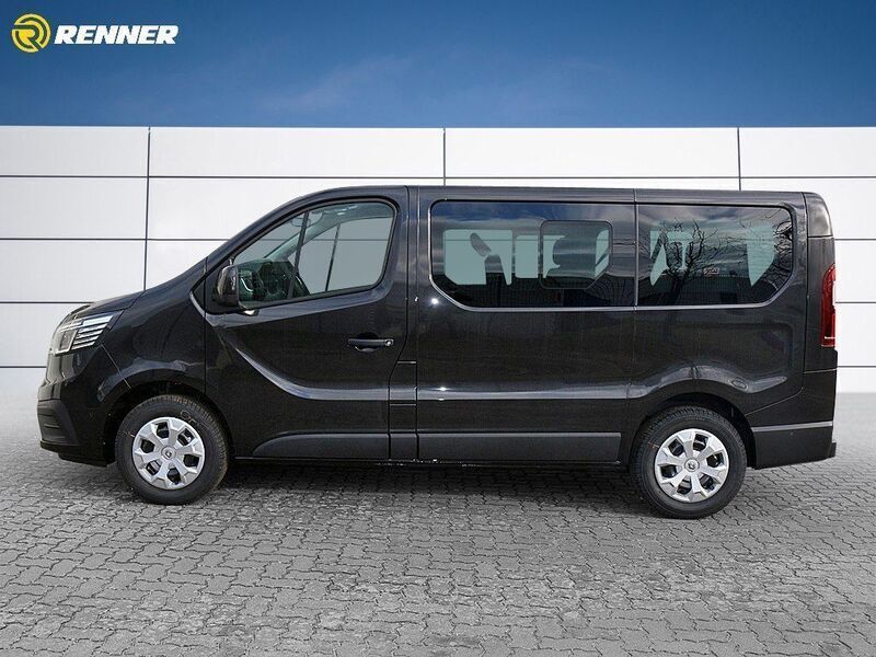 Gebraucht Renault Trafic Life 150 PS (110 kW) 2024 Schwarz Van / Kleinbus