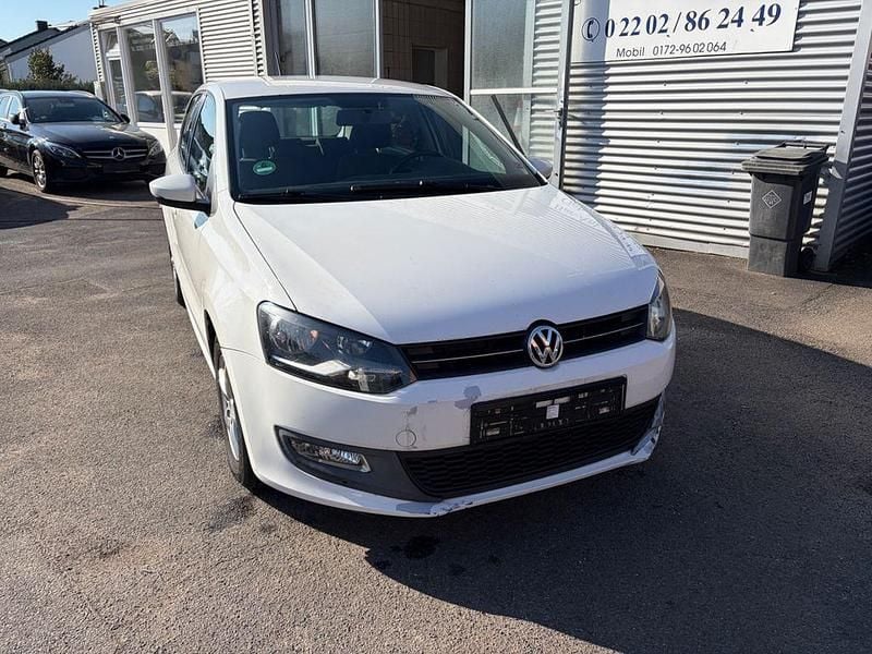 Gebraucht VW Polo Comfortline 69 PS (50 kW) 2011 Weiß Kleinwagen