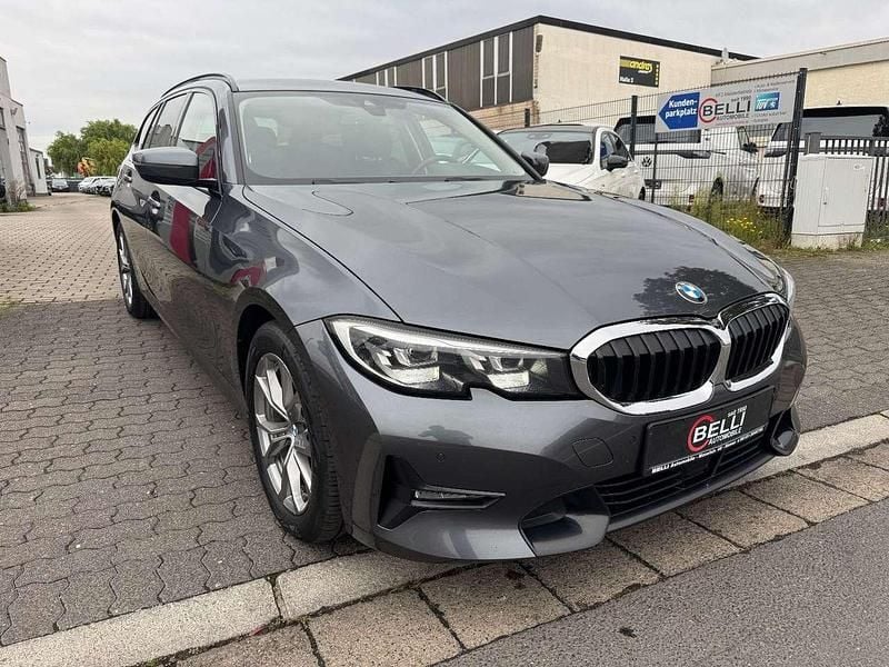 Gebraucht BMW 318 Sport Line 150 PS (110 kW) 2021 Mineralgrau Kombi