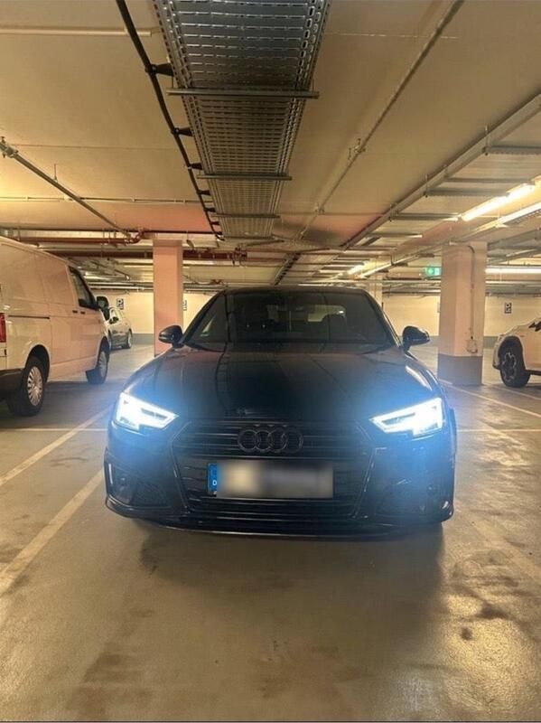 Schwarz Gebraucht 2019 Audi A4 S-Line Limousine | 21.999 € (Guter Preis) - Bild 1/4