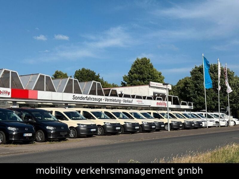 Neu VW Caddy Maxi S 122 PS (89 kW) 2025 Gelb Van / Kleinbus