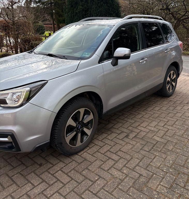 Gebraucht Subaru Forester Exclusive+ 147 PS (108 kW) 2016 Silber SUV