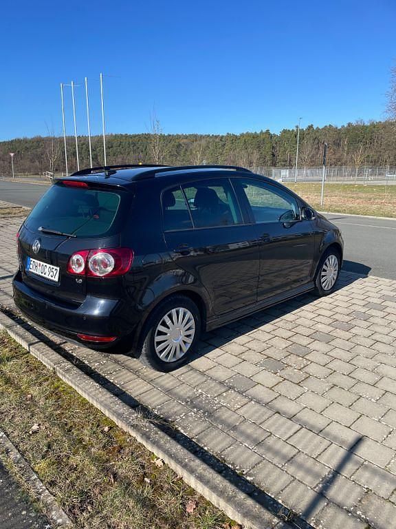 Gebraucht VW Golf Plus Cross 102 PS (75 kW) 2010 Schwarz Van / Kleinbus