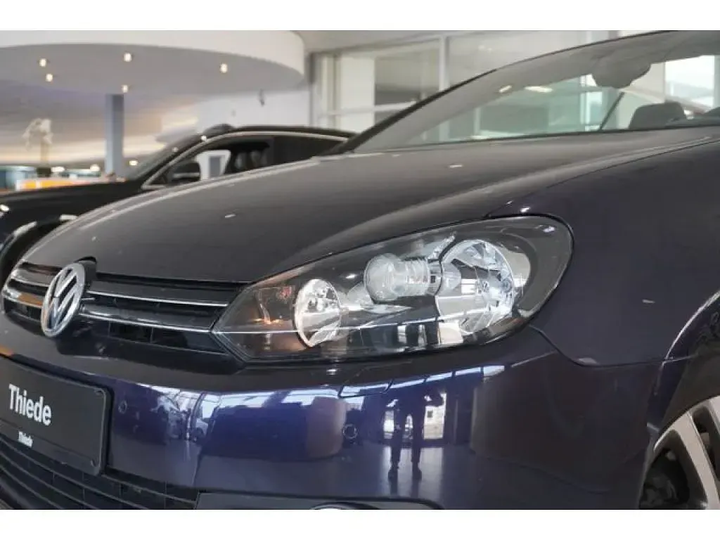 Gebraucht VW Golf 105 PS (77 kW) 2011 Violet Cabrio