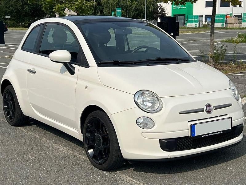 Weiß Gebraucht 2012 Fiat 500 Kleinwagen | 5.600 € (Fairer Preis) - Bild 1/4
