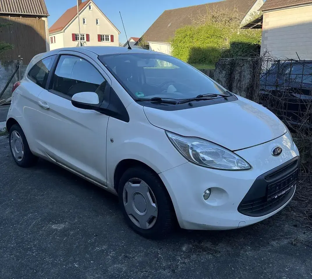 Gebraucht Ford Ka Titanium 69 PS (50 kW) 2009 Kleinwagen
