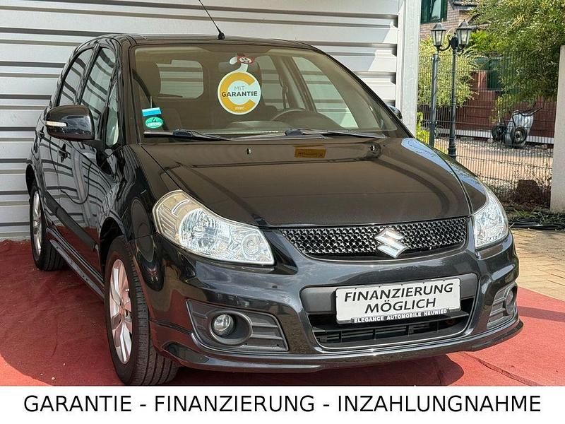 Schwarz Gebraucht 2013 Suzuki SX4 SUV | 7.590 € (Teuer) - Bild 1/4