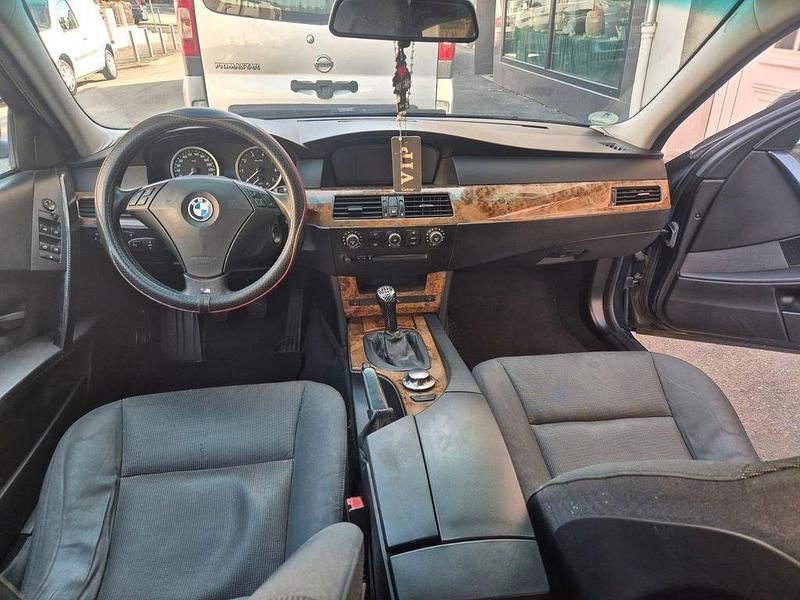 Gebraucht BMW 523 177 PS (130 kW) 2005 Grün Limousine