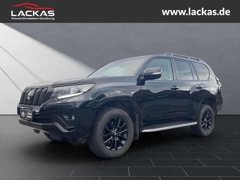 Attitude black mc. Gebraucht 2024 Toyota Land Cruiser TEC-Edition SUV | 62.949 € - Bild 1/4