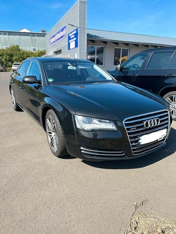 Schwarz Gebraucht 2010 Audi A8 Sport Limousine | 12.000 € (Superpreis) - Bild 1/4