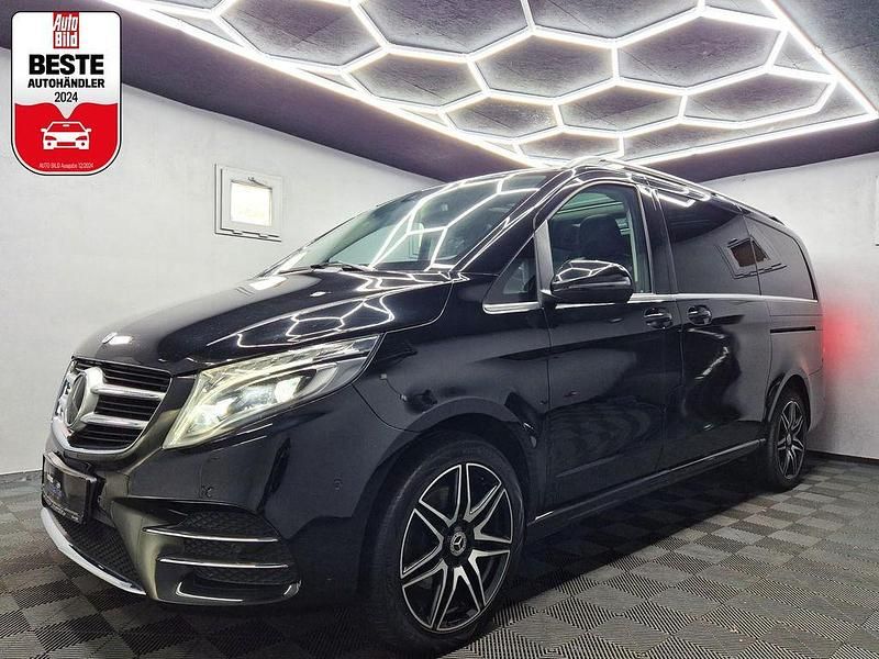 Schwarz Gebraucht 2018 Mercedes V250 AMG Van / Kleinbus | 49.480 € (Etwas zu teuer) - Bild 1/4