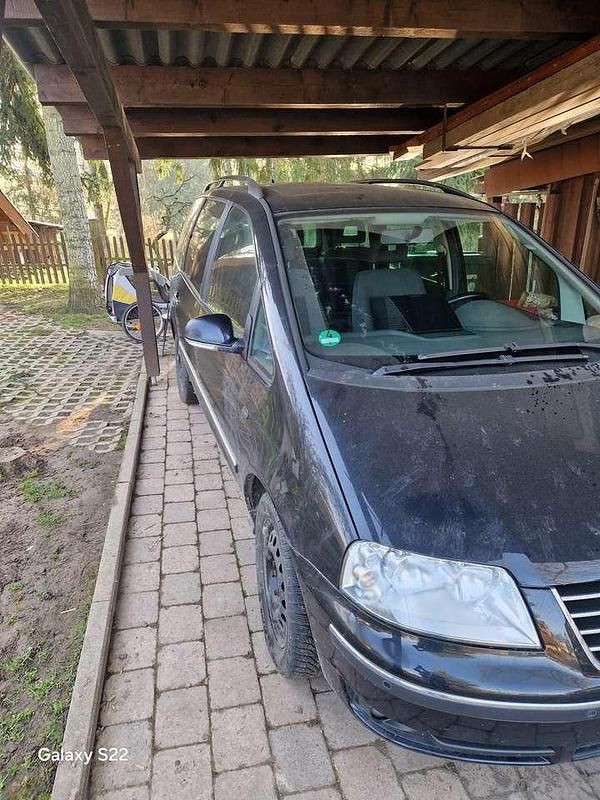 Gebraucht VW Sharan United 140 PS (102 kW) 2009 Schwarz Van / Kleinbus