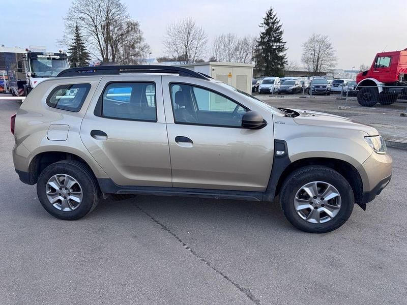 Gebraucht Dacia Duster Essentiel 101 PS (74 kW) 2020 Beige SUV