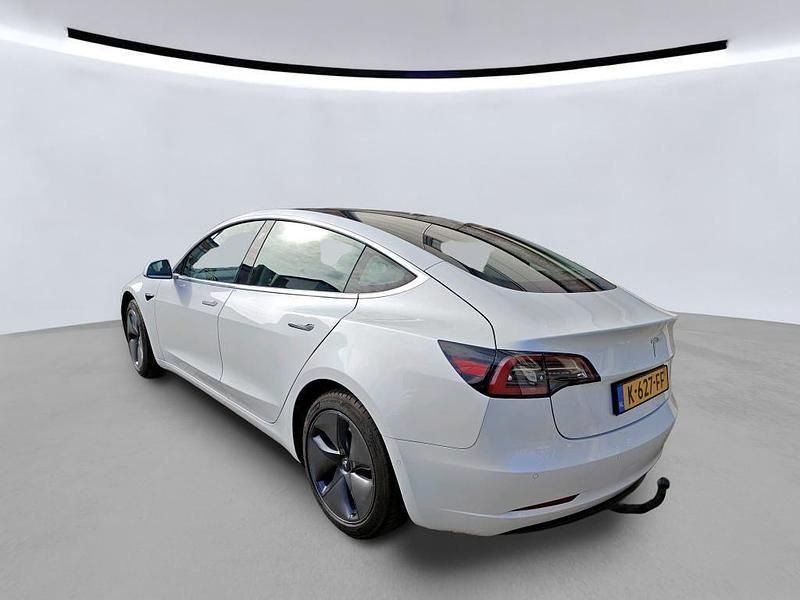 Gebraucht Tesla Model 3 Standard Range 225 kW (306 PS) 2020 Weiß Limousine