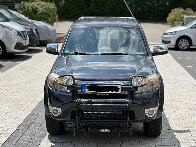 Schwarz Gebraucht 2011 Ford Ranger XLT Abholung | 12.999 € - Bild 1/4