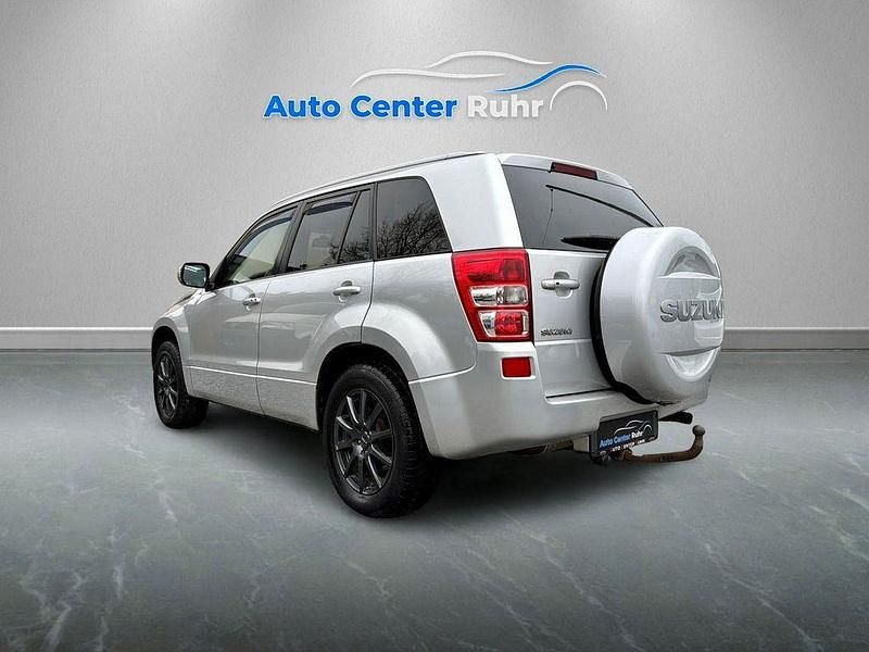 Gebraucht Suzuki Grand Vitara Comfort+ 169 PS (124 kW) 2009 Grau SUV