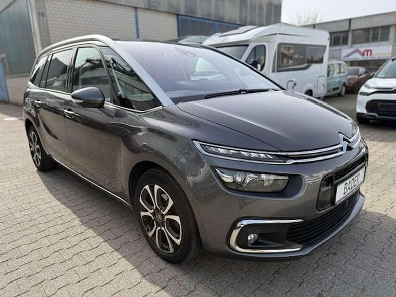 Gebraucht Citroën C4 SpaceTourer Shine 131 PS (96 kW) 2020 Platiniumgrau metallic Van / Kleinbus
