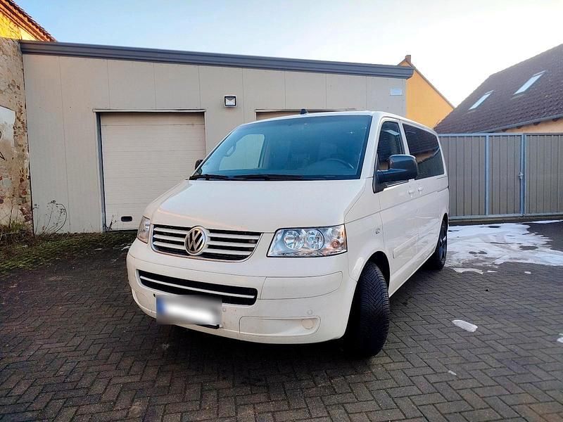 Gebraucht VW Multivan Highline 130 PS (95 kW) 2006 Weiß Van