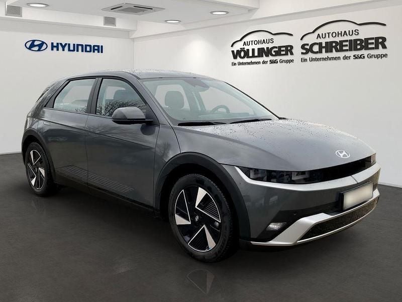 Neu Hyundai Ioniq 5 Basis 125 kW (170 PS) 2025 Grau SUV