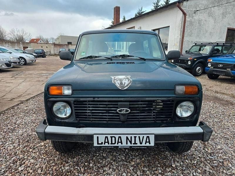 Gebraucht Lada niva 83 PS (61 kW) 2012 Grün SUV