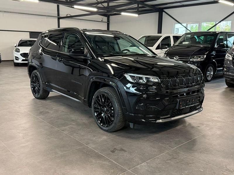 Schwarz Gebraucht 2024 Jeep Compass SUV | 23.990 € (Superpreis) - Bild 1/4