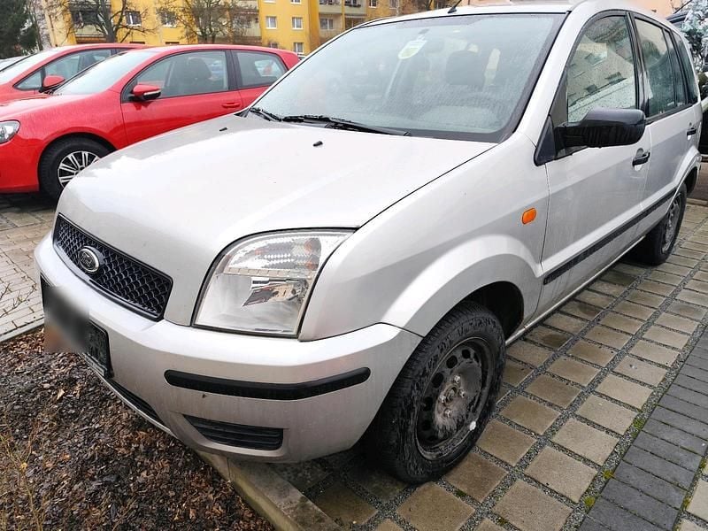 Silber Gebraucht 2004 Ford Fusion Kleinwagen | 850 € (Superpreis) - Bild 1/4