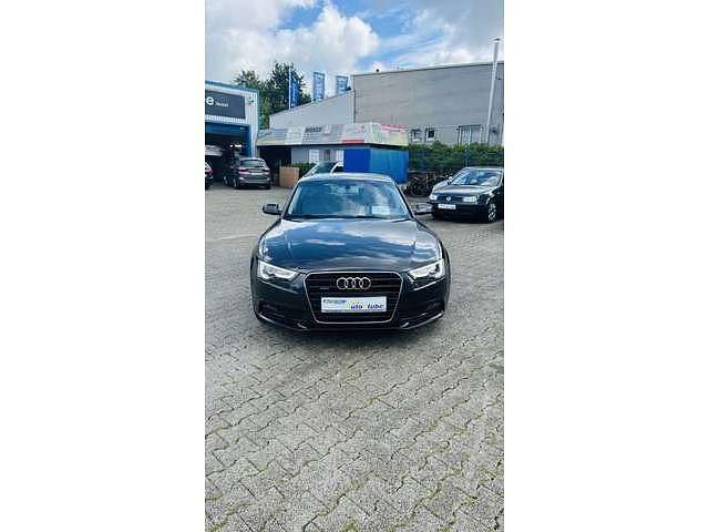 Lavagrau perleffekt Gebraucht 2016 Audi A5 Advanced Coupé | 17.890 € (Etwas zu teuer) - Bild 1/4