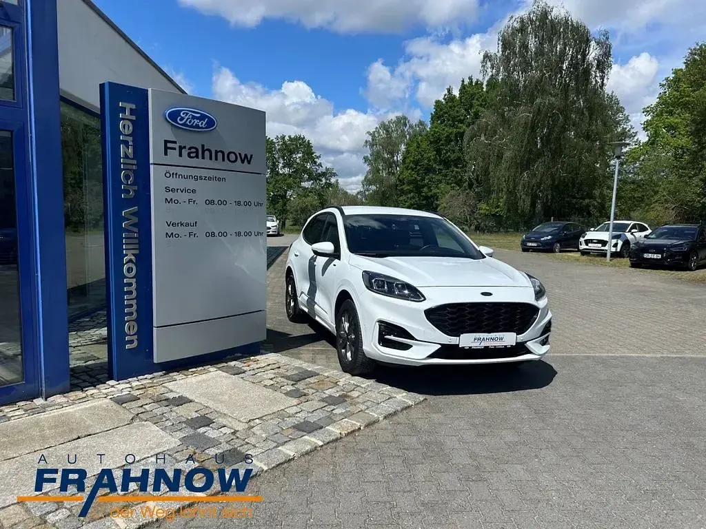 Gebraucht Ford Kuga ST-Line X 224 PS (164 kW) 2022 Weiss SUV