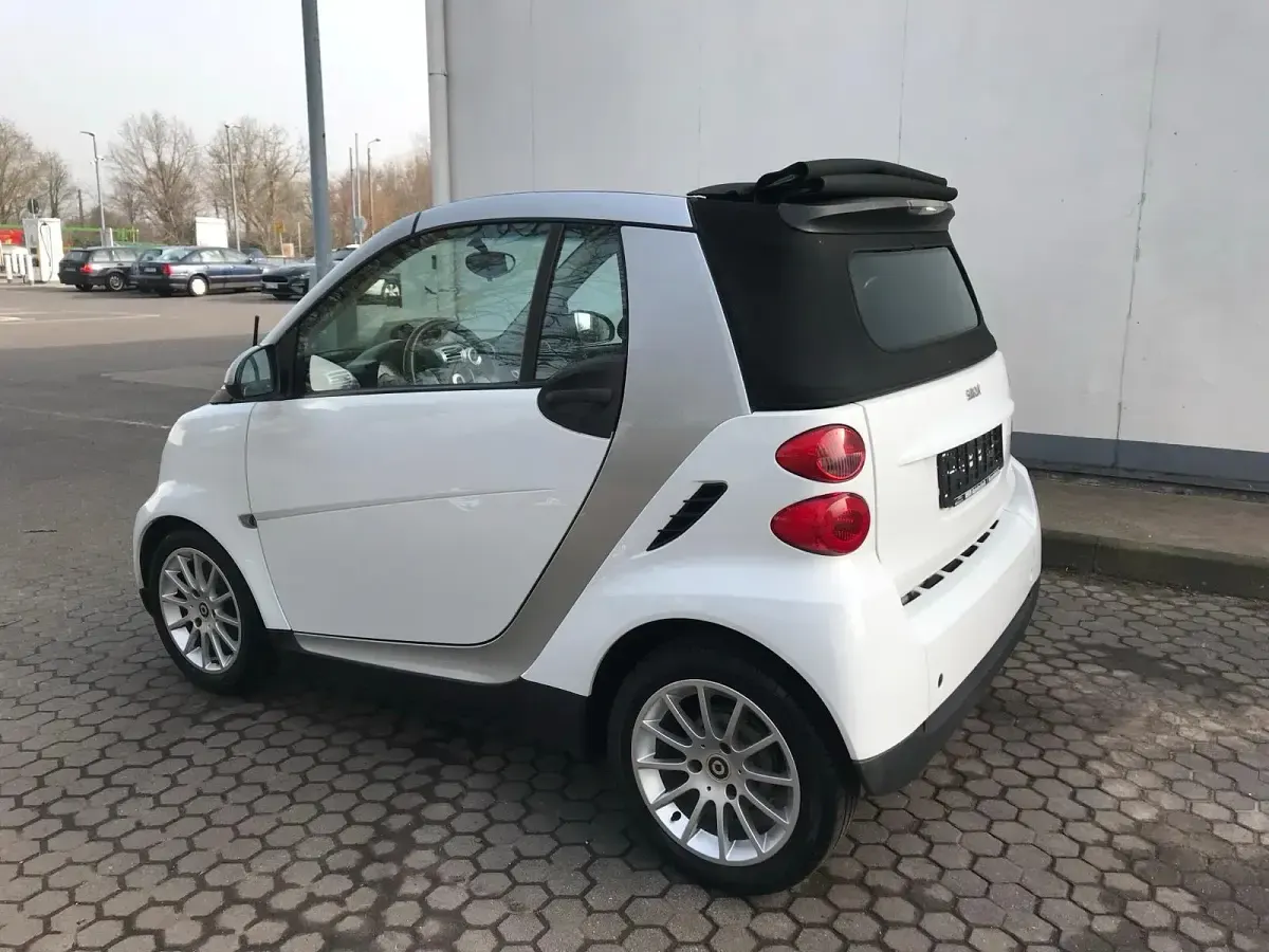 Occasion Smart ForTwo Cabrio Brabus 71 ch (52 kW) 2007 Blanc Cabriolet