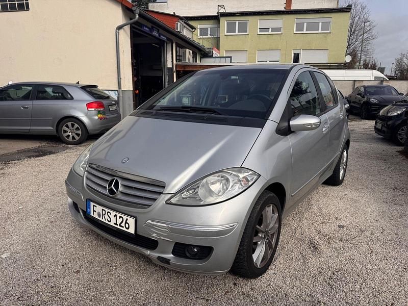Gebraucht Mercedes A180 Elegance 109 PS (80 kW) 2008 Silber Limousine
