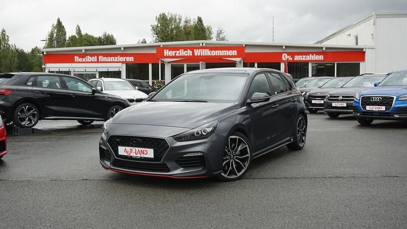 Orange Gebraucht 2012 Hyundai i30 N Performance Limousine | 25.950 € - Bild 1/4