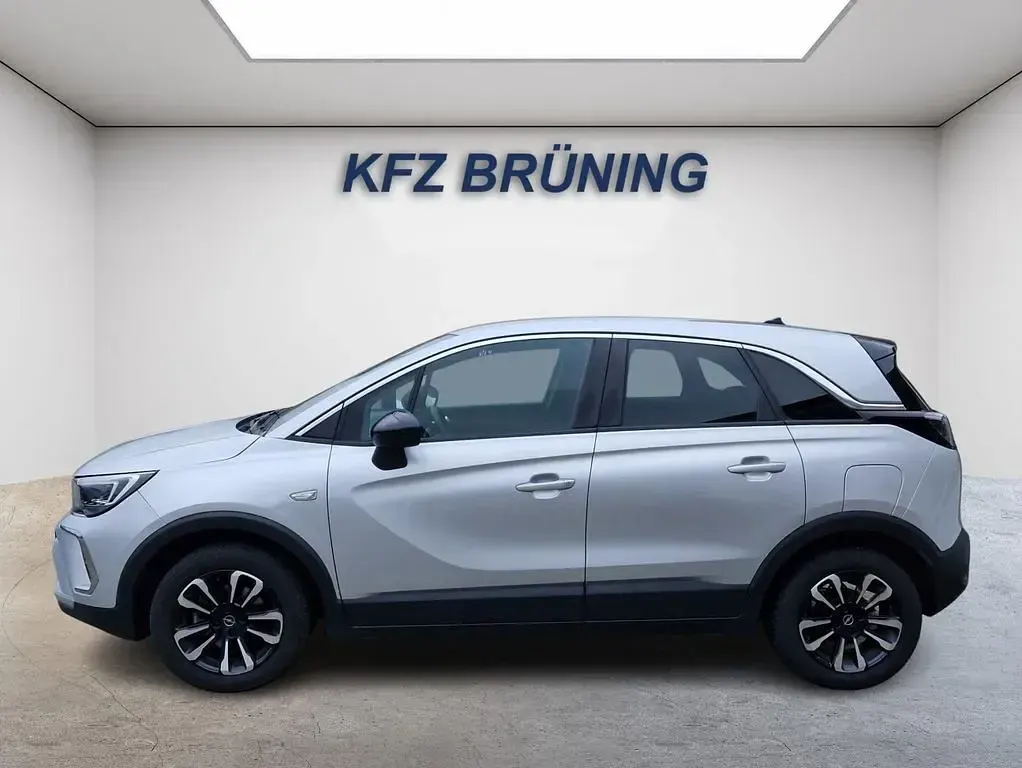 Gebraucht Opel Crossland Elegance 110 PS (80 kW) 2024 Silber SUV