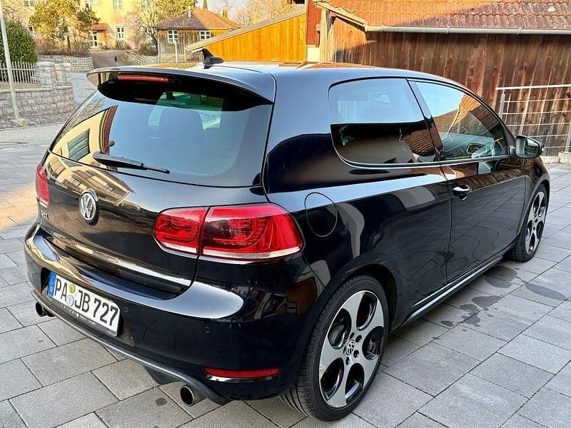 Gebraucht VW Golf VI GTI 211 PS (155 kW) 2011 Schwarz Kleinwagen