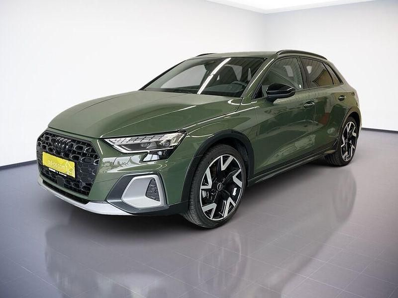 Gebraucht Audi A3 Ambiente 150 PS (110 kW) 2025 Distriktgrün Limousine
