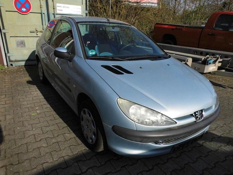 Gebraucht Peugeot 206 60 PS (44 kW) 2004 Blau Limousine