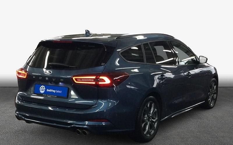Gebraucht Ford Focus ST-Line X 155 PS (114 kW) 2024 Chrome blue metallic (metallic) Kombi