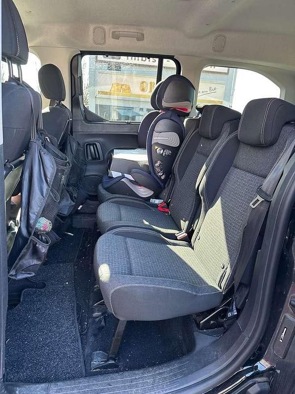 Gebraucht Peugeot Rifter 131 PS (96 kW) 2020 Schwarz Van / Kleinbus