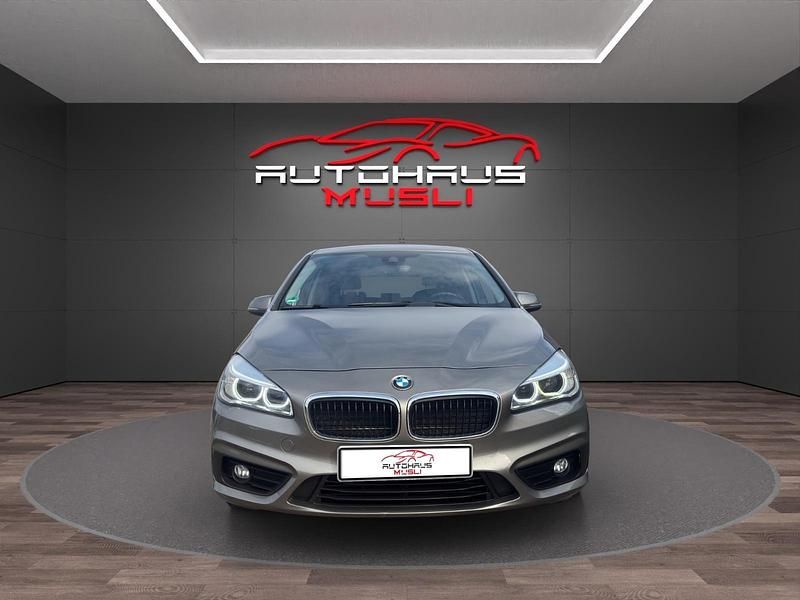 Gebraucht BMW 216 Active Tourer Basis 115 PS (84 kW) 2015 Grau Van / Kleinbus