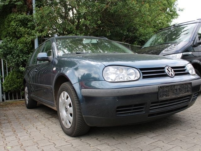 Blau Gebraucht 2005 VW Golf IV Comfortline Kombi | 1.250 € (Fairer Preis) - Bild 1/4