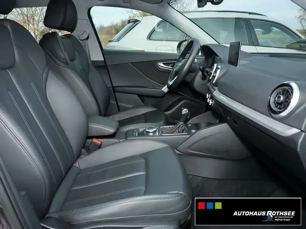 Gebraucht Audi Q2 Advanced Plus 150 PS (110 kW) 2022 Manhattangrau metallic SUV